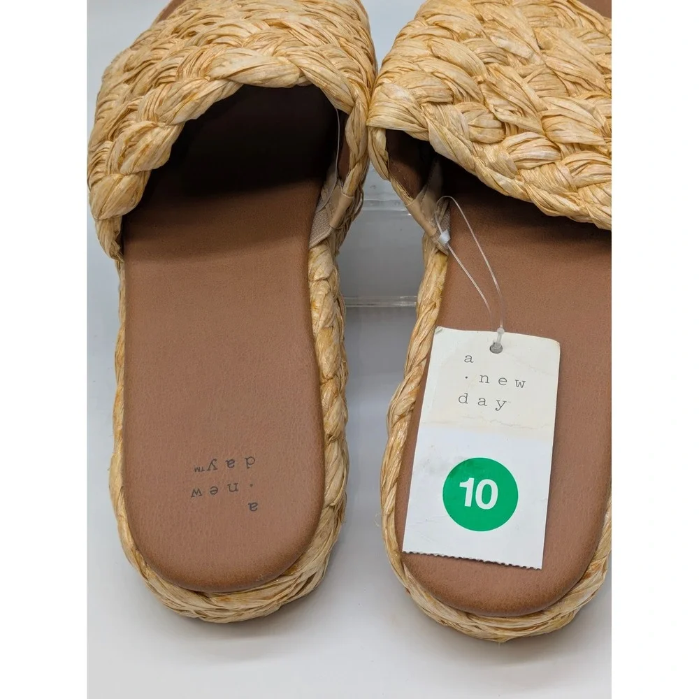 A New Day Casey Raffia Platform Slide Sandals Beige Women's Size 10 NWT